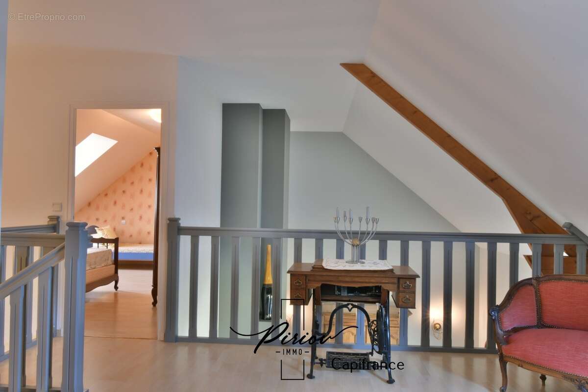 Pavillon 2000 - Plain Pied - 2 sdb - 134 m² - véranda - jardin clos - photo 13