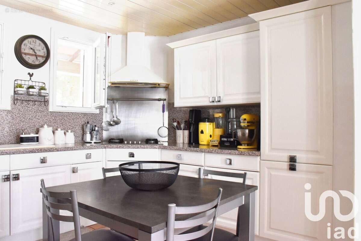 Photo 5 - Maison à SAINT-MAXIMIN-LA-SAINTE-BAUME