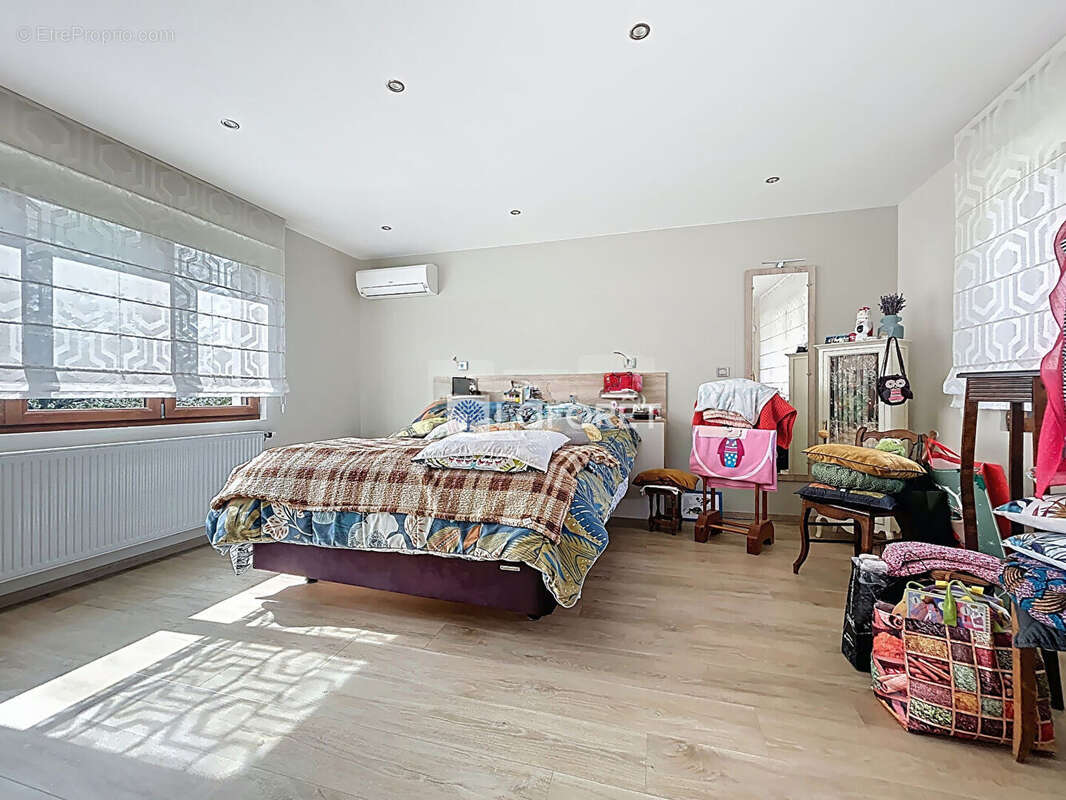 Maison à VILLESELVE