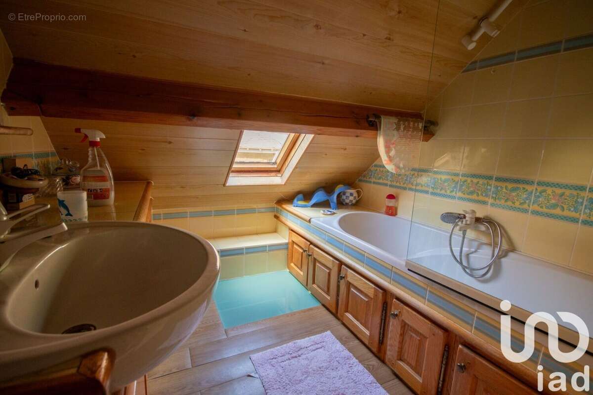 Photo 8 - Maison à VETHEUIL