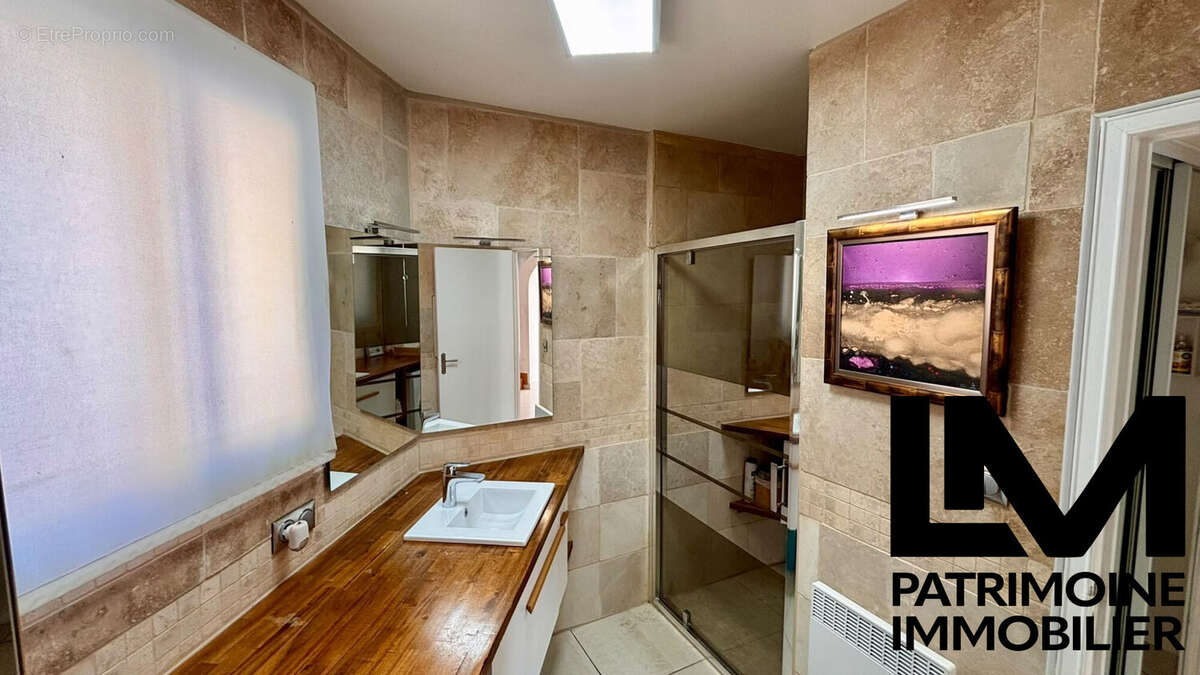 Maison 230 m² à Bessan  - photo 8
