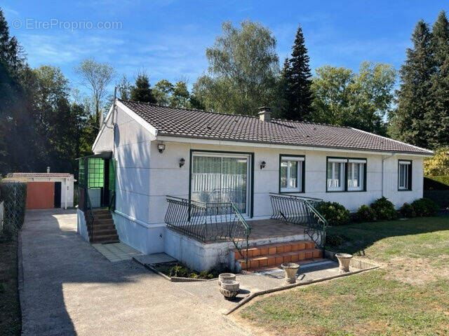 Photo 1 - Maison à JOUY-SUR-MORIN