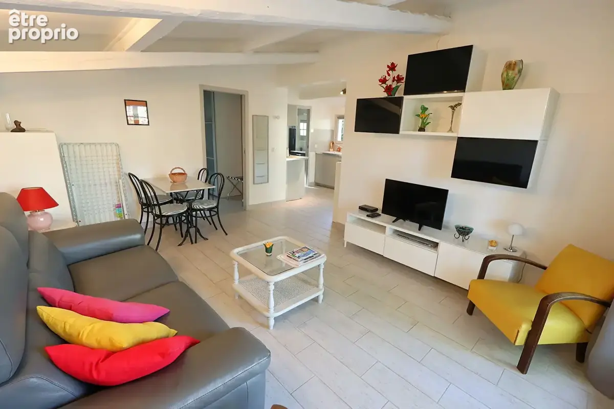 Villa Peymeinade 320 m² habitable et terrain de 4200 m² avec 3 habitations - photo 23