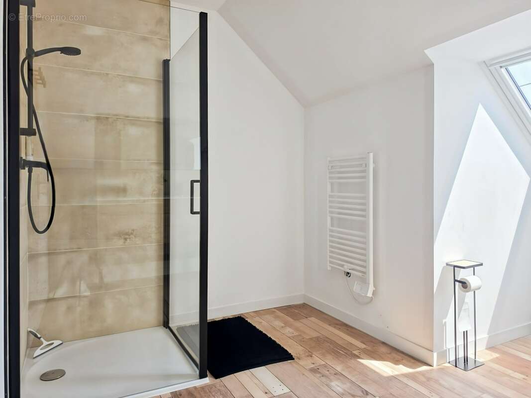 Pavillon récent de 145 m² avec 4 chambres, DPE C ! - photo 15