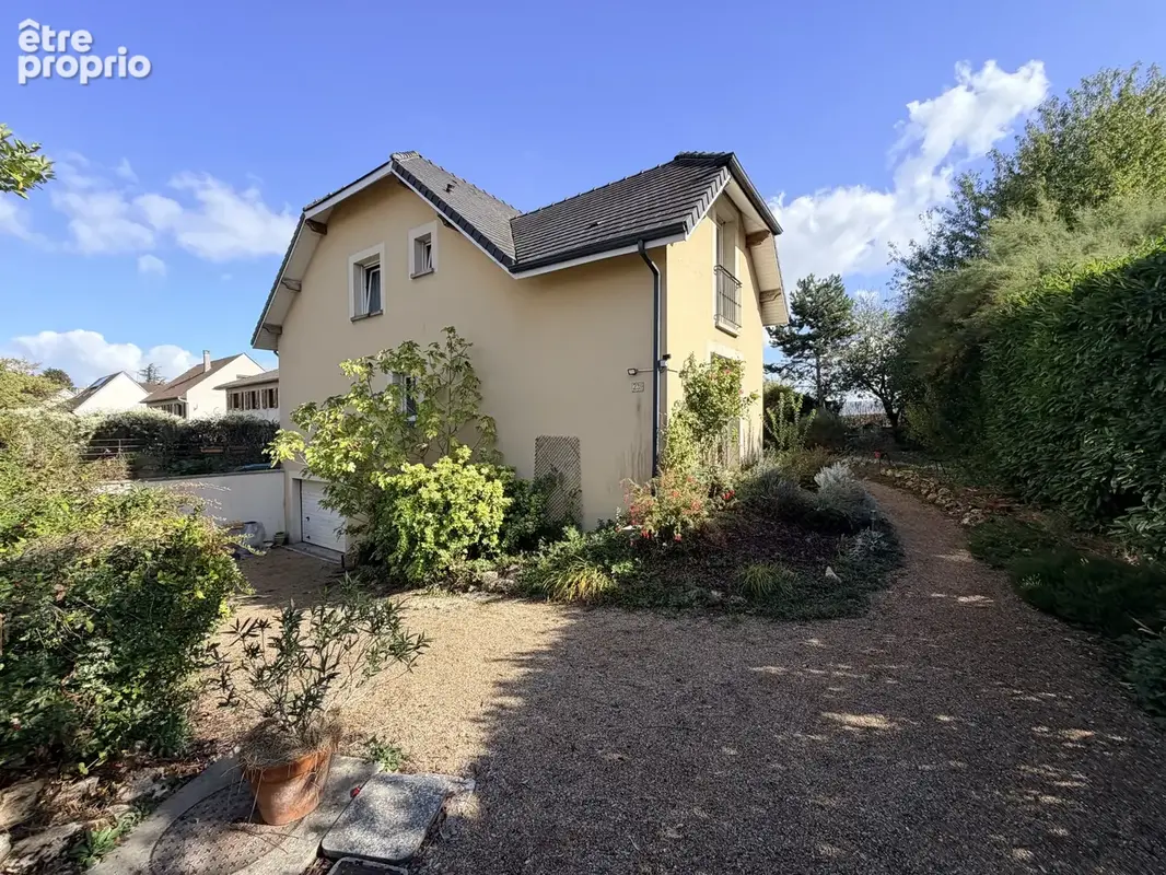 Exclusivité - Maison à Vendre Sillery - photo 1