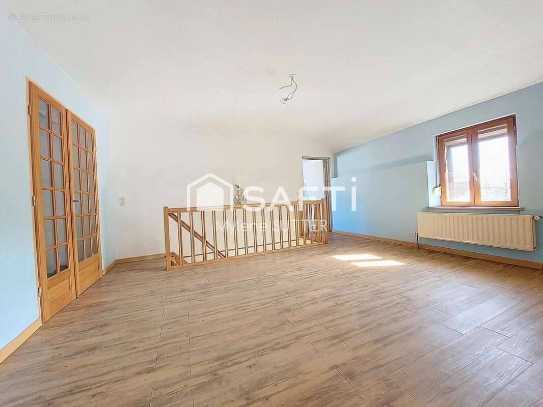 Photo 4 - Maison à CREVECHAMPS