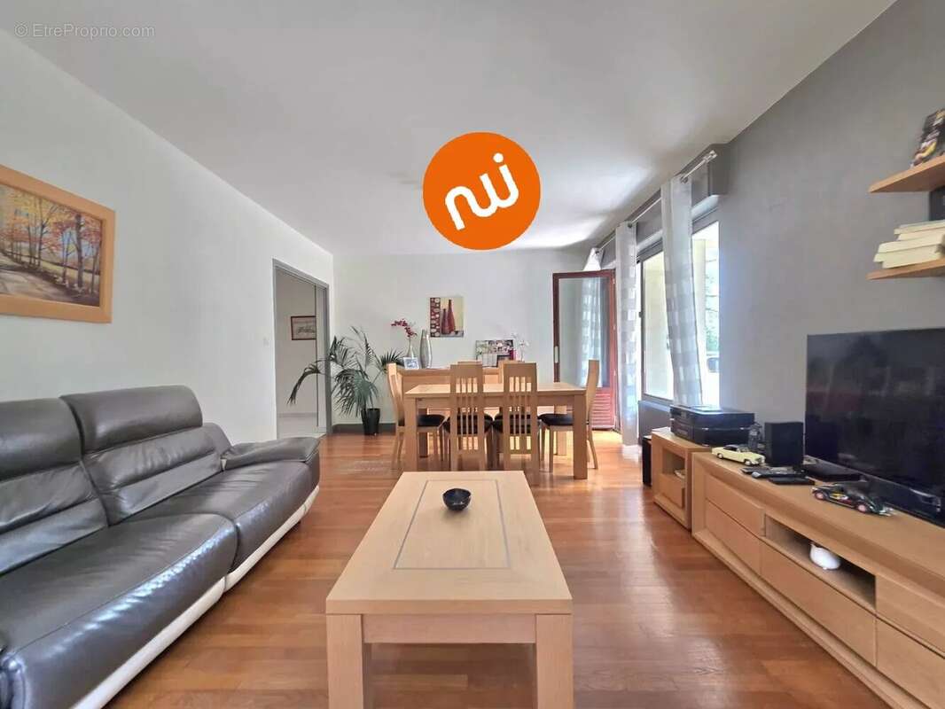 Appartement à TASSIN-LA-DEMI-LUNE