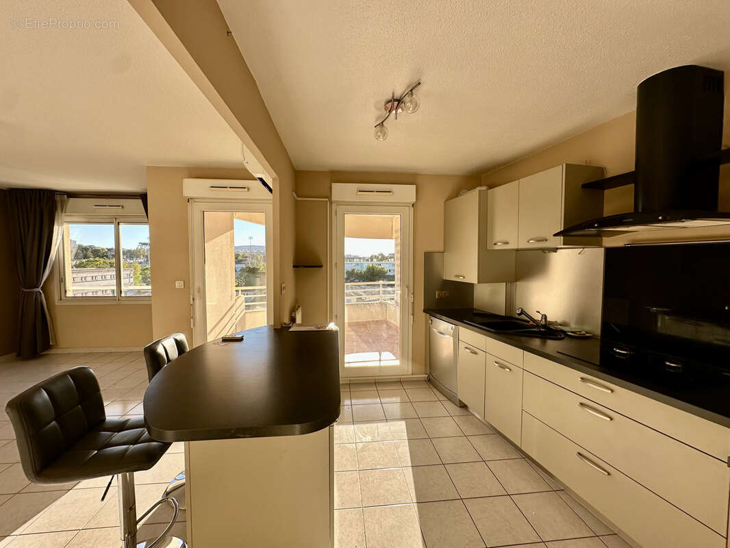 Appartement à MARSEILLE-10E