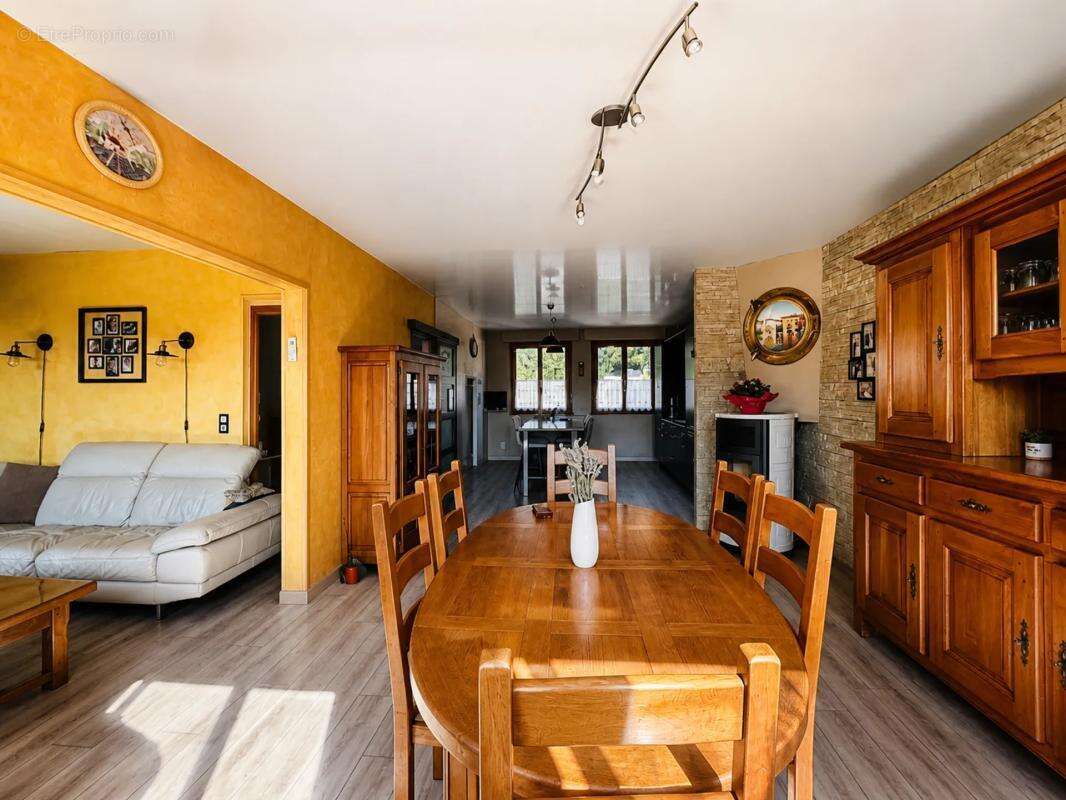 Maison de 196 m² à Saint-Martin-d'Ablois - photo 4