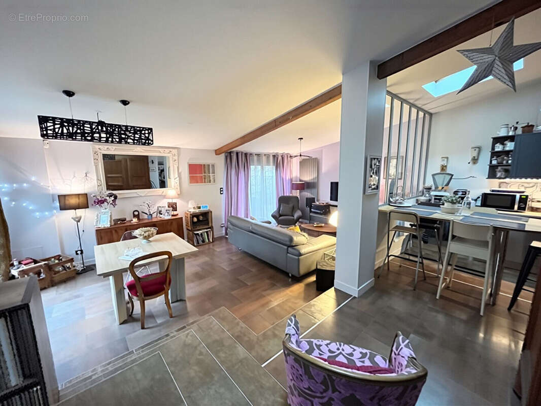 Maison à SAINT-PRIEST