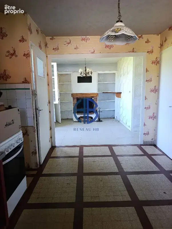Maison a renover 3 ch 630 m2 de terrain - photo 2