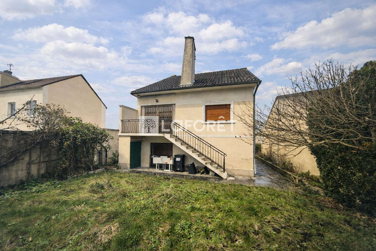 Maison à ORMESSON-SUR-MARNE