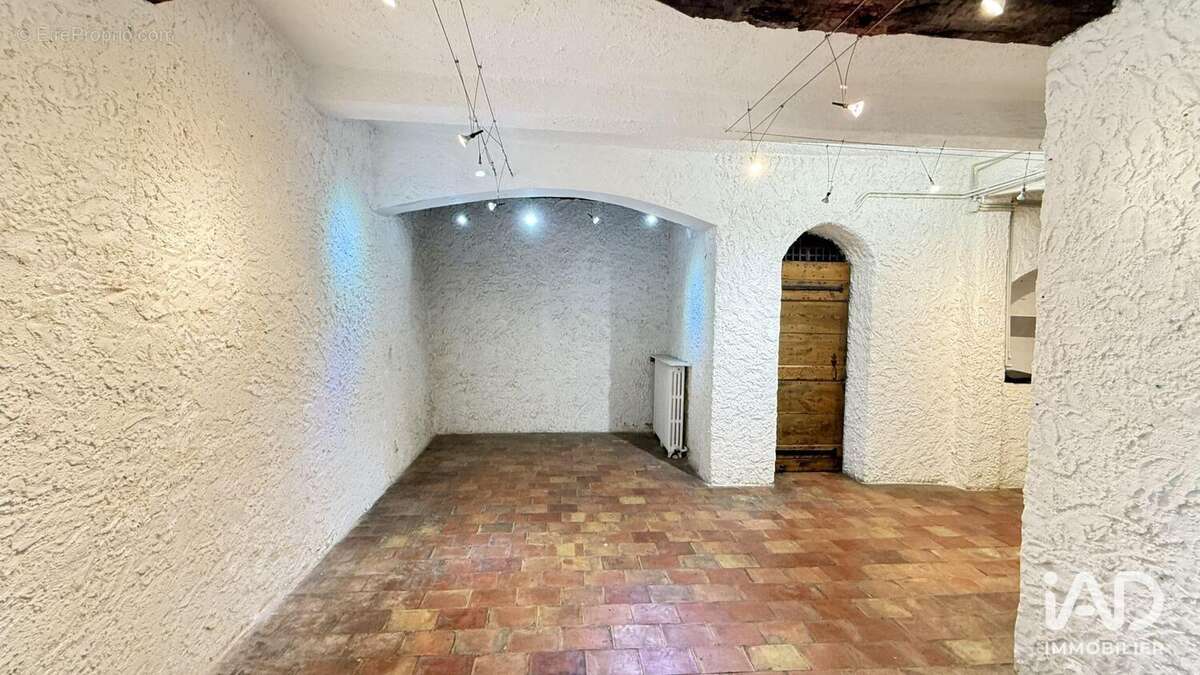 Photo 3 - Commerce à BANDOL