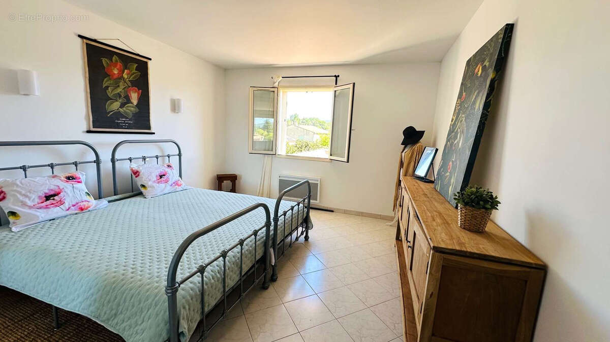 Maison à VAISON-LA-ROMAINE