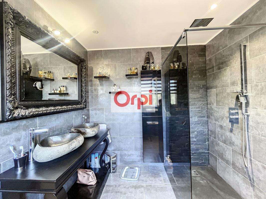 Maison à PORTO-VECCHIO