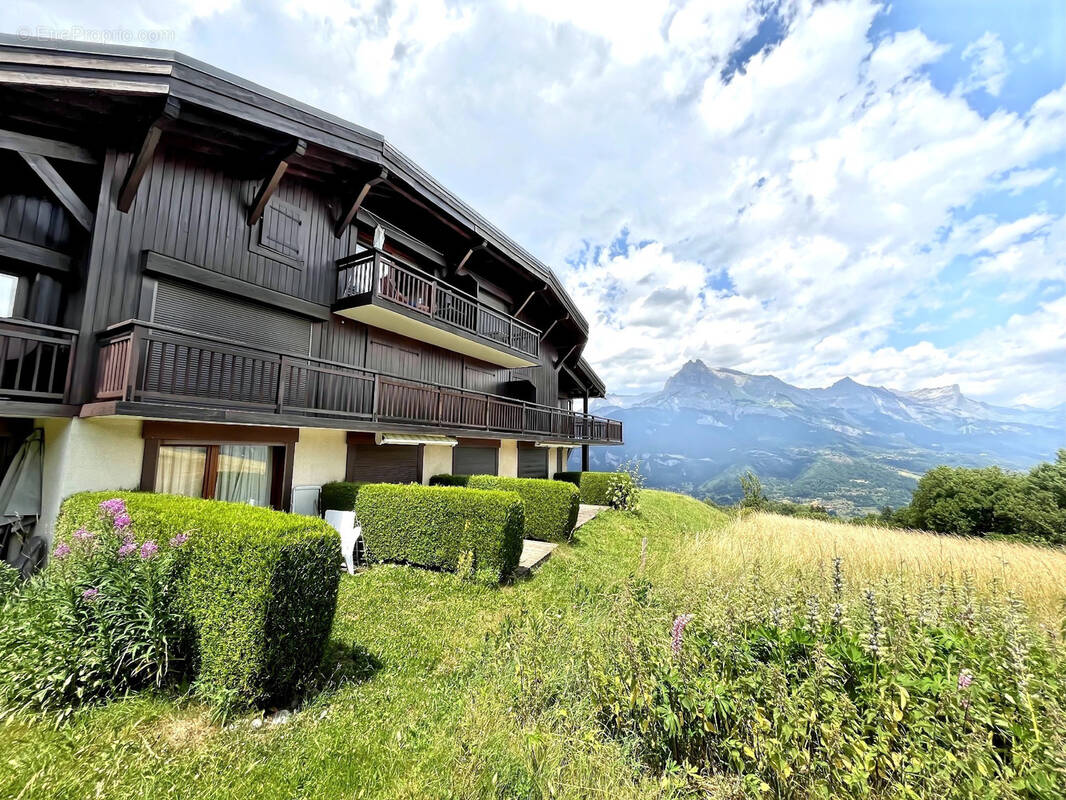 Appartement à COMBLOUX