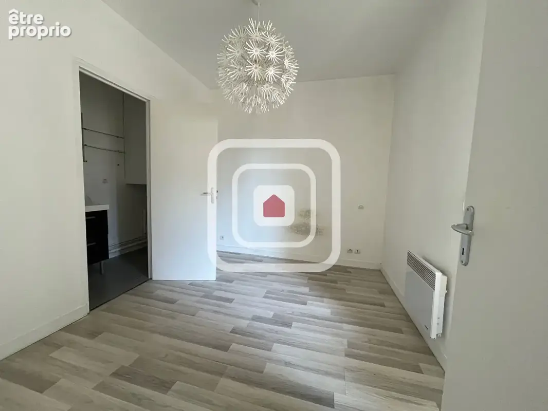Exclusivite type 2 au 1er etage d'une petite copropriete secteur saint marceaux - photo 2