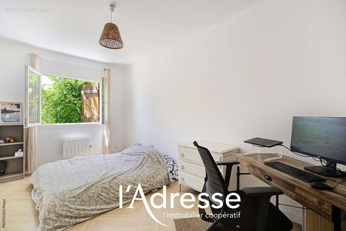 Exclusivité l'Adresse - Toulouse (Quartier Bordeblanche / Lardenne) - Maison T5 de 157.28m² sur un Terrain de 425m² - photo 10