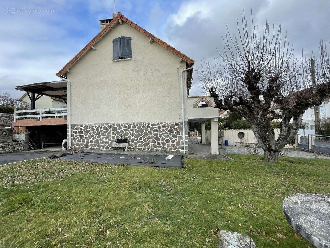Maison individuelle avc piscine chauffee - photo 9