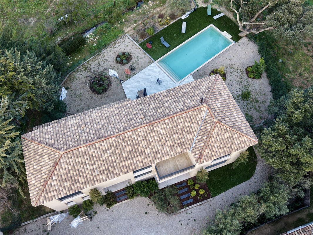 Maison à PLAN-DE-LA-TOUR