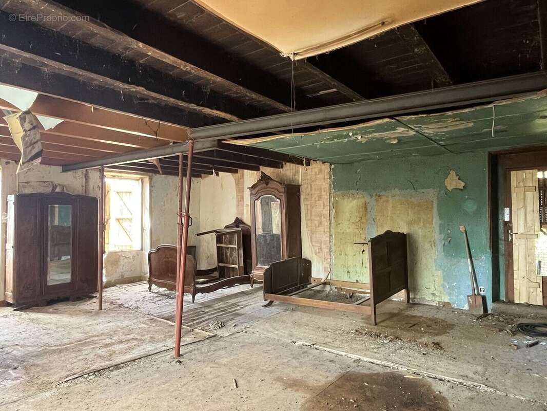 RDC - Maison à BAGNAC-SUR-CELE