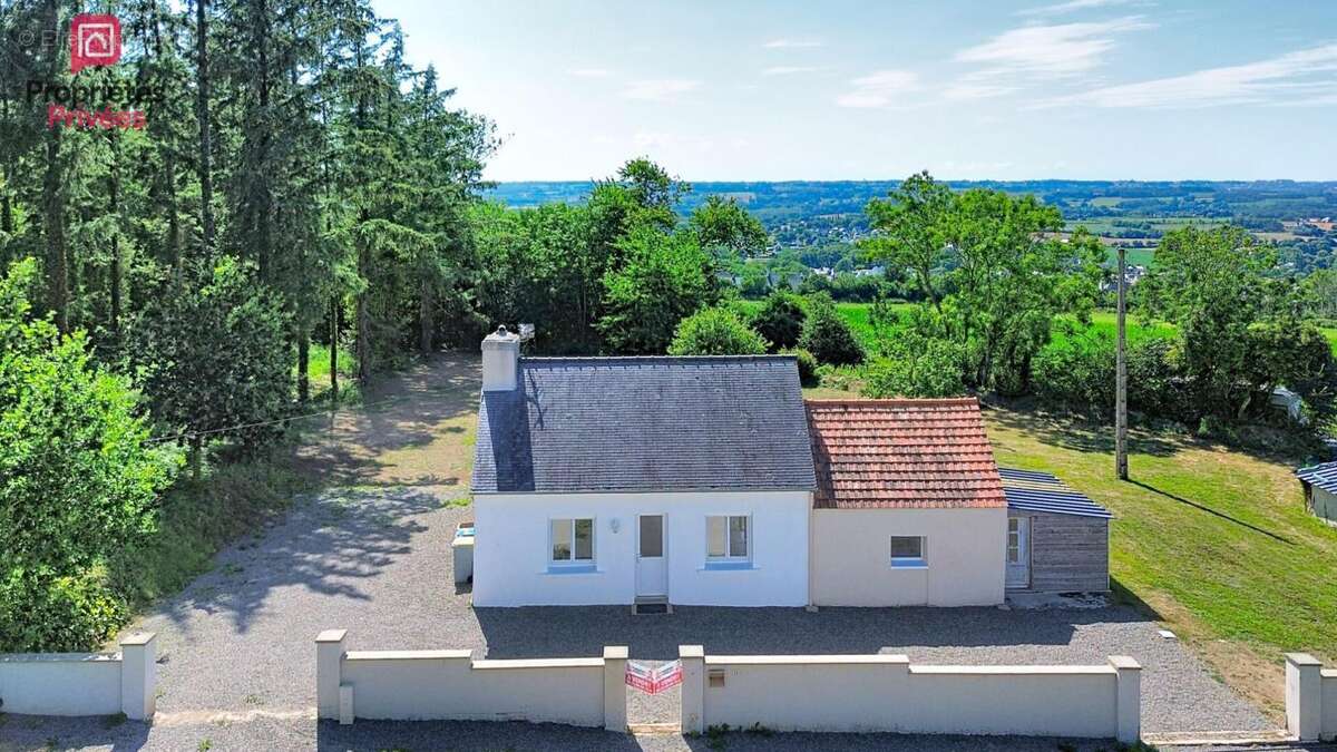 Maison et terrain de 1615m² , vue mer lointaine  Plestin Les Greves - photo 3