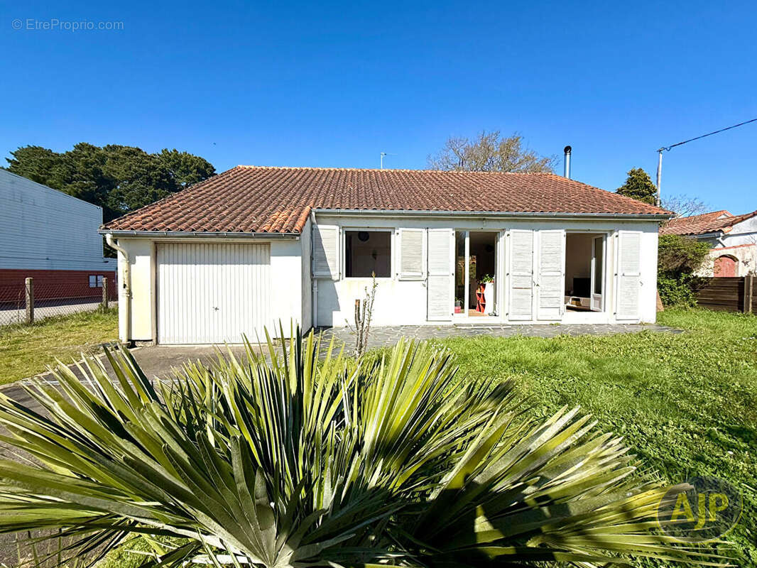 Maison à LA MONTAGNE