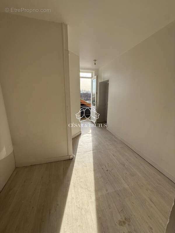Appartement 120 m² à Briennon  - photo 3