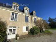 Appartement à AVRILLE