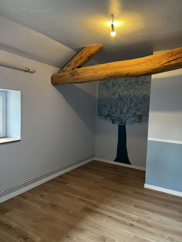 Maison à SAINT-JEAN-DE-SAUVES