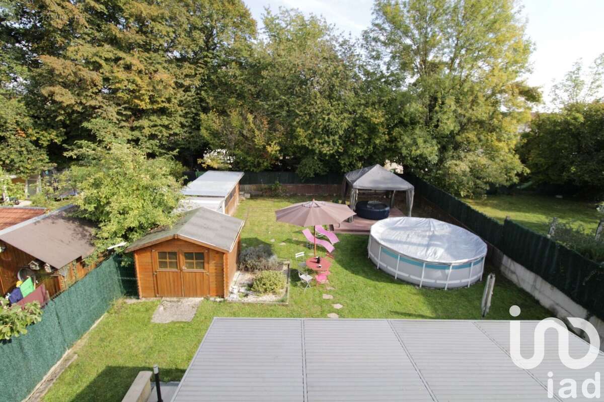Maison 198 m² à Chelles  - photo 6