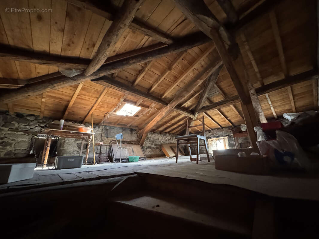 Maison à SAINT-FLOUR