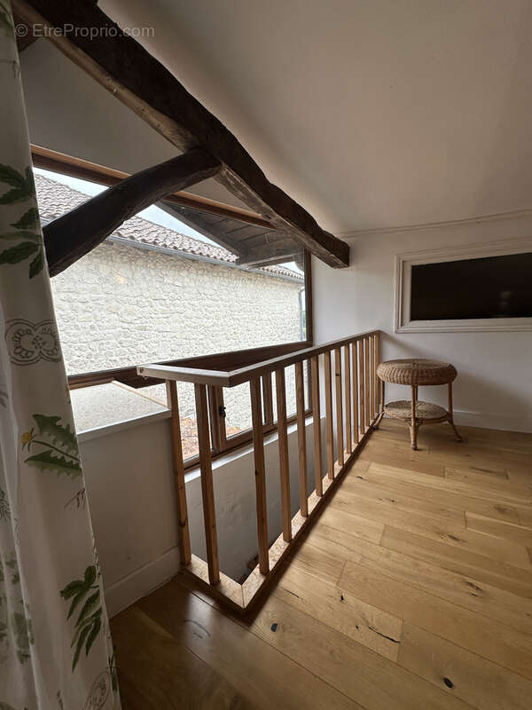 Maison à AUBETERRE-SUR-DRONNE