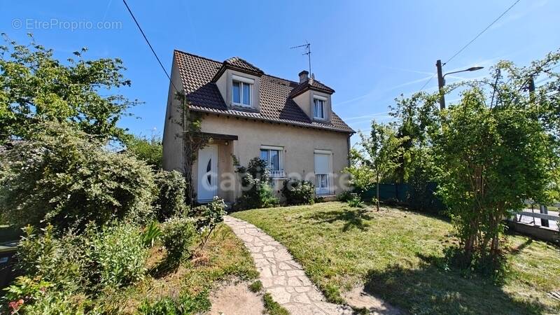 Maison à BREUILLET