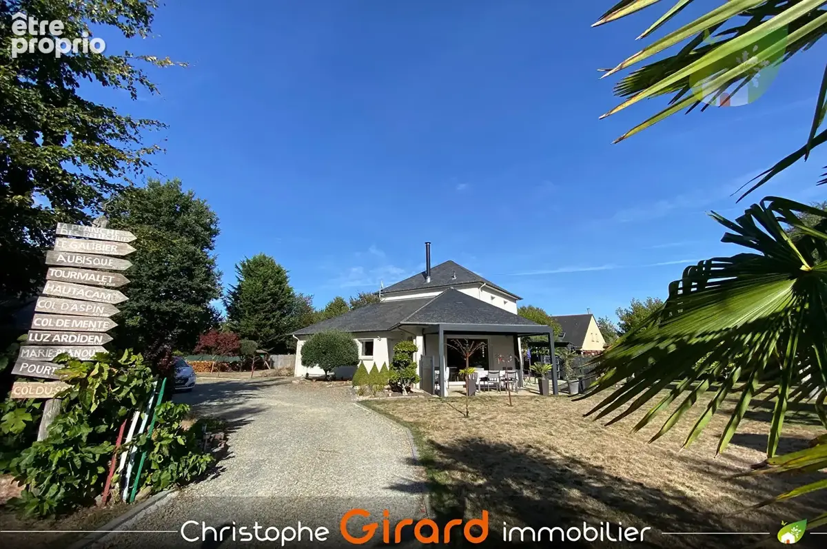 Photo Maison à Saint-Domineuc au prix de 379 965€