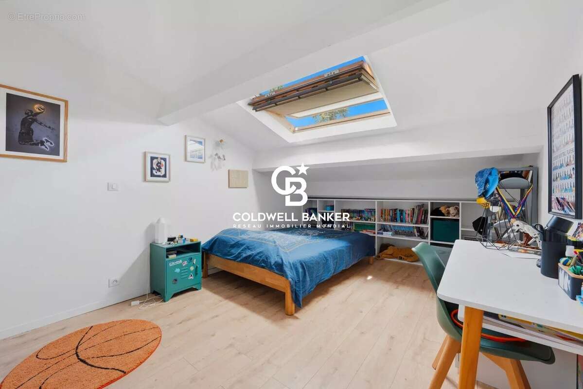 Appartement à SAINT-MATHIEU-DE-TREVIERS