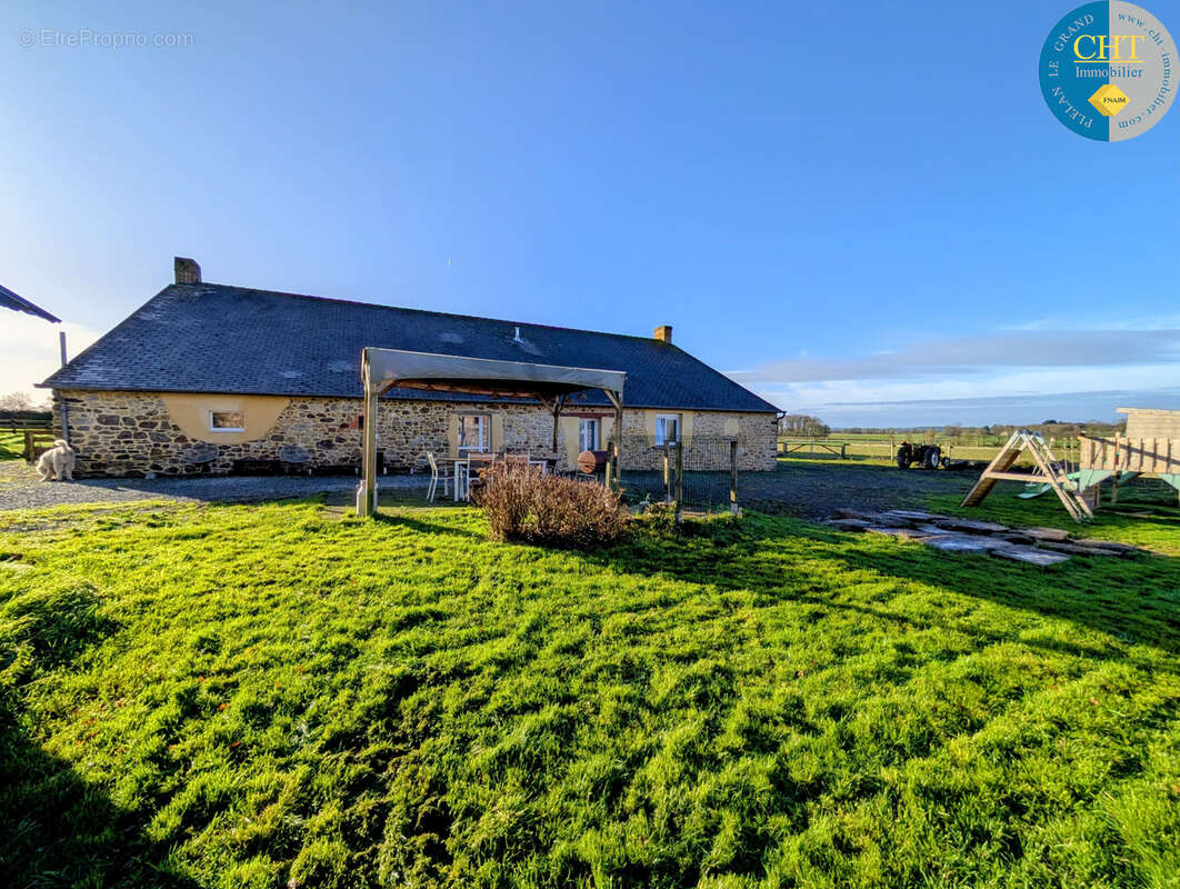 Maison à LES BRULAIS