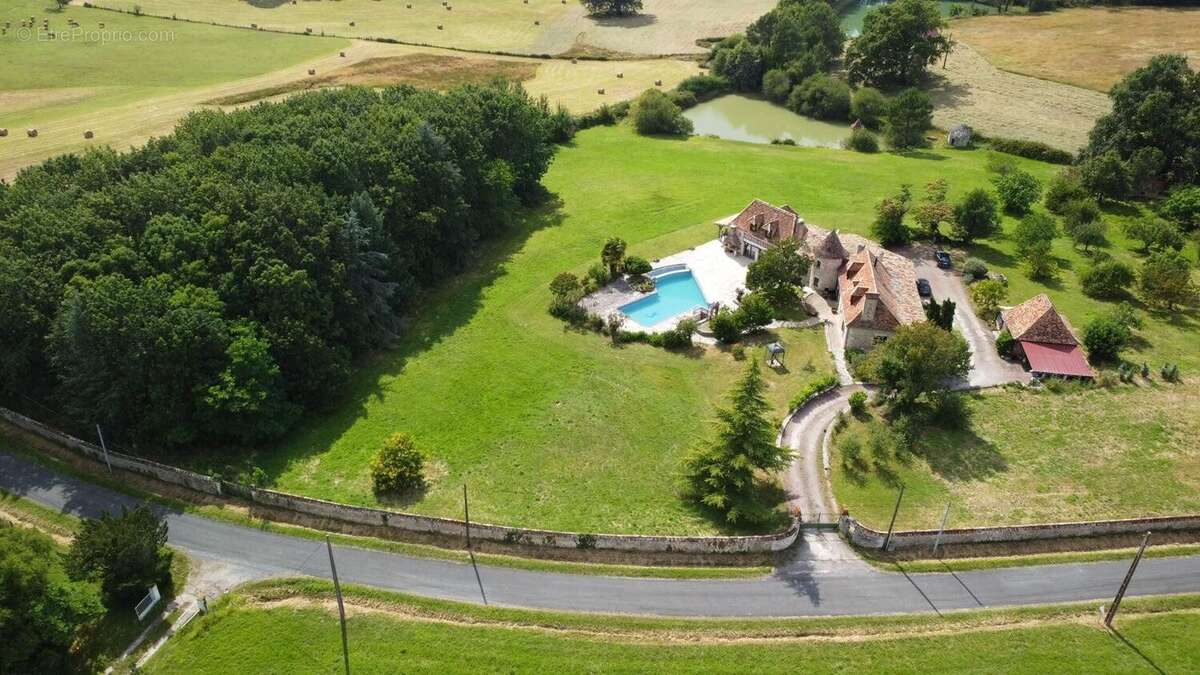 Maison à BEAUPOUYET