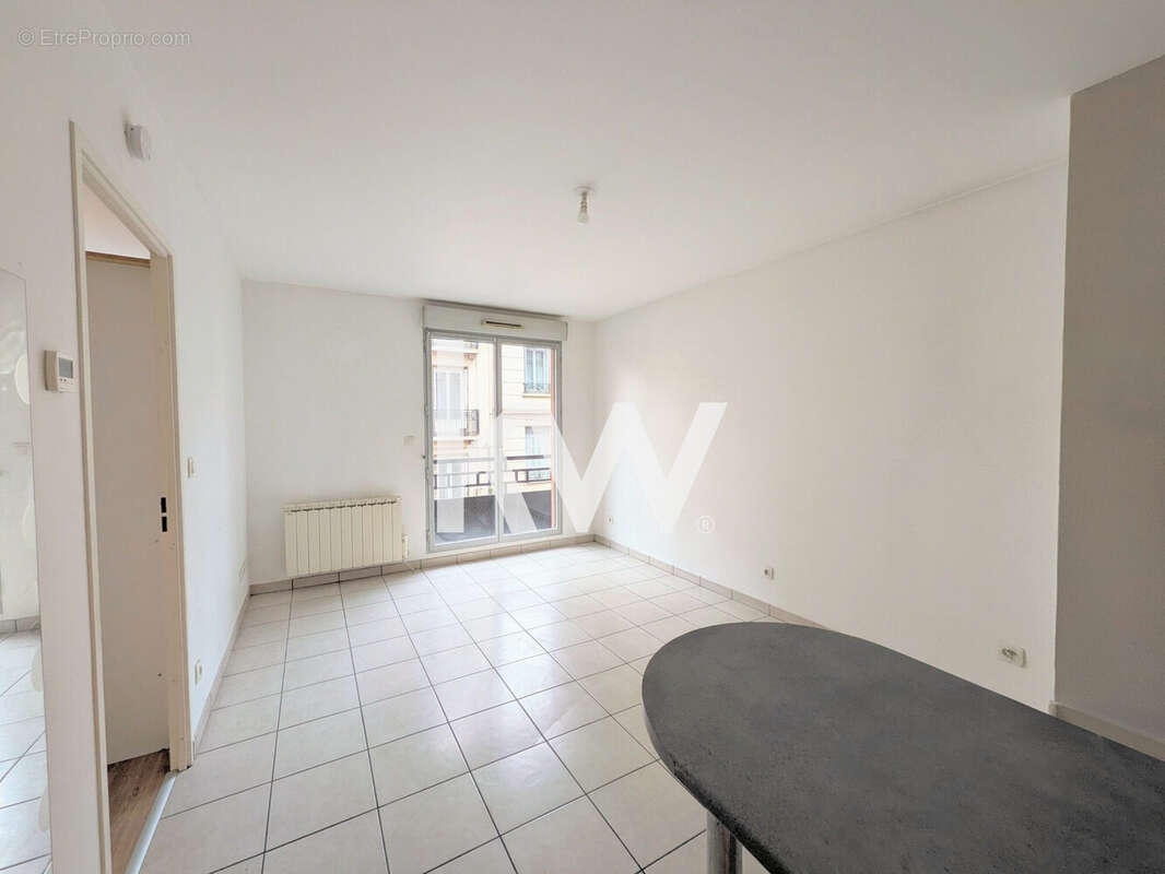 Appartement 34 m² à Saint-Etienne  - photo 2