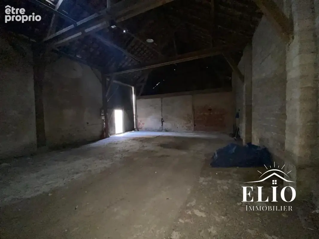 Maison 1 pièce 158 m² à vendre à Nogent-Sur-Seine (10400) - photo 2