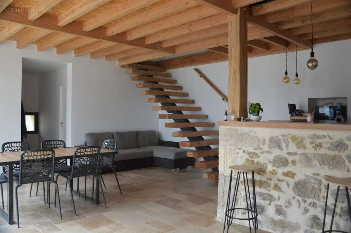 Maison à SAINT-VINCENT-DE-LAMONTJOIE