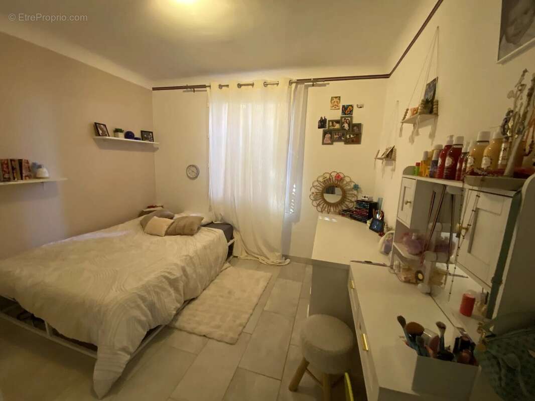 Maison à LA GARDE-FREINET