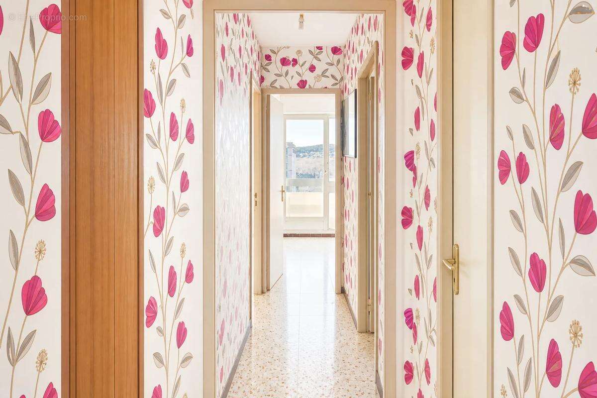 Spacieux appartement 98 m² à Montpellier - photo 8