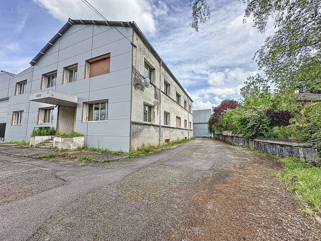 Commerce à MATTAINCOURT