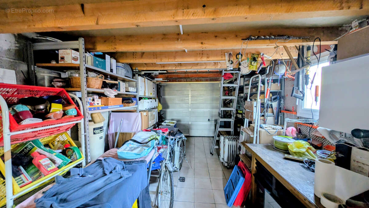 Maison à LAROQUE-DES-ALBERES