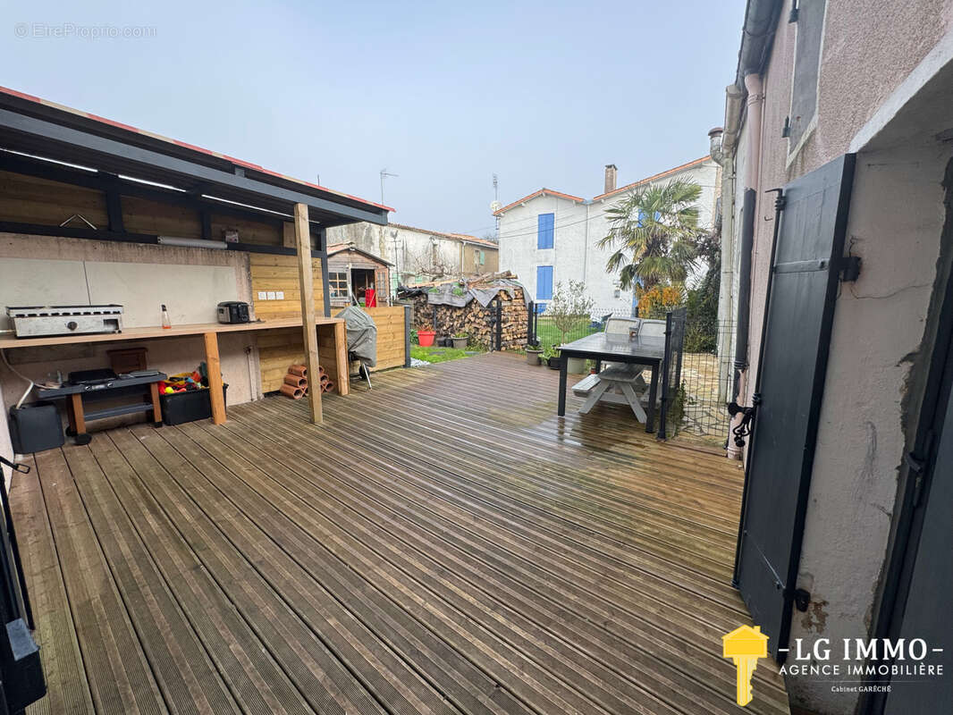 Maison à MESCHERS-SUR-GIRONDE