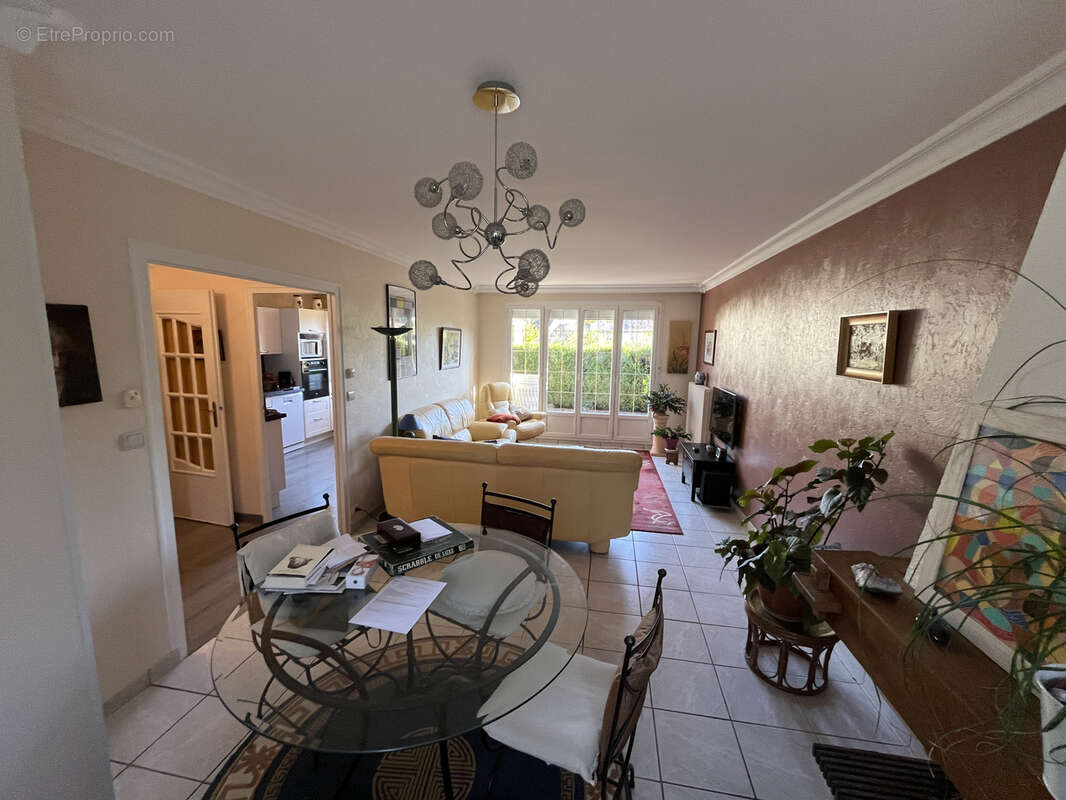 Maison à CHEVIGNY-SAINT-SAUVEUR