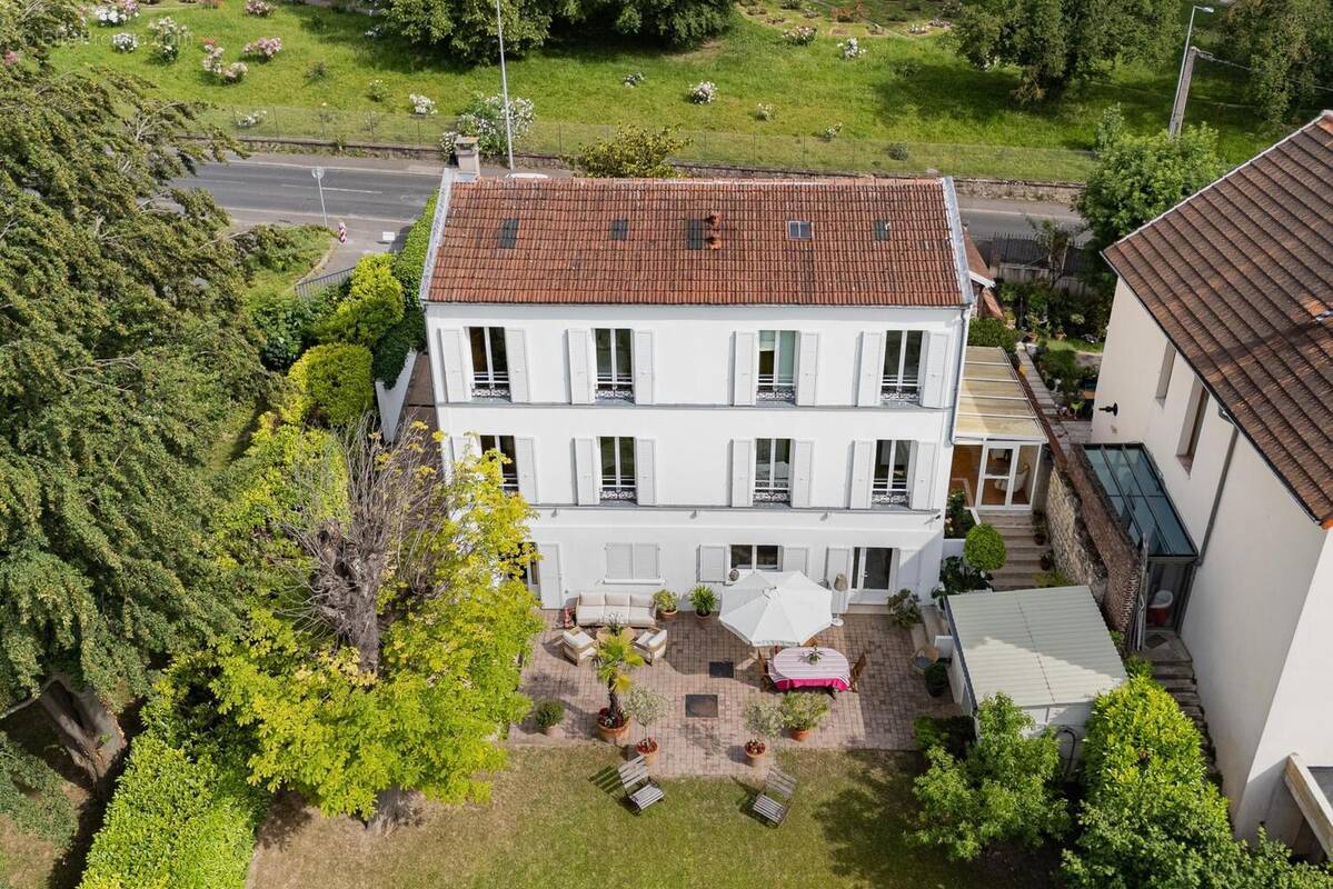 Photo 1 - Maison à BOURG-LA-REINE