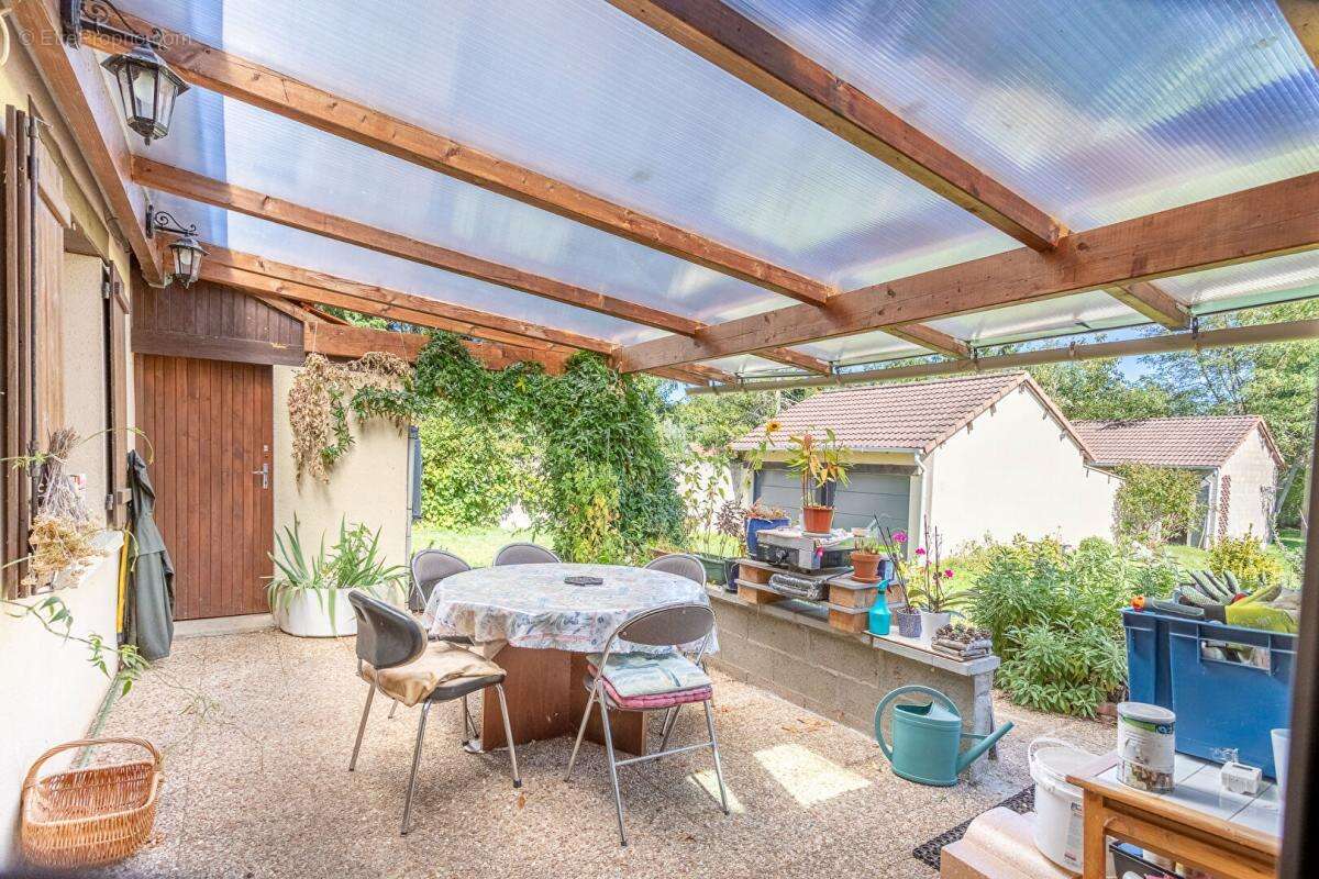 Maison à CHATRES-SUR-CHER