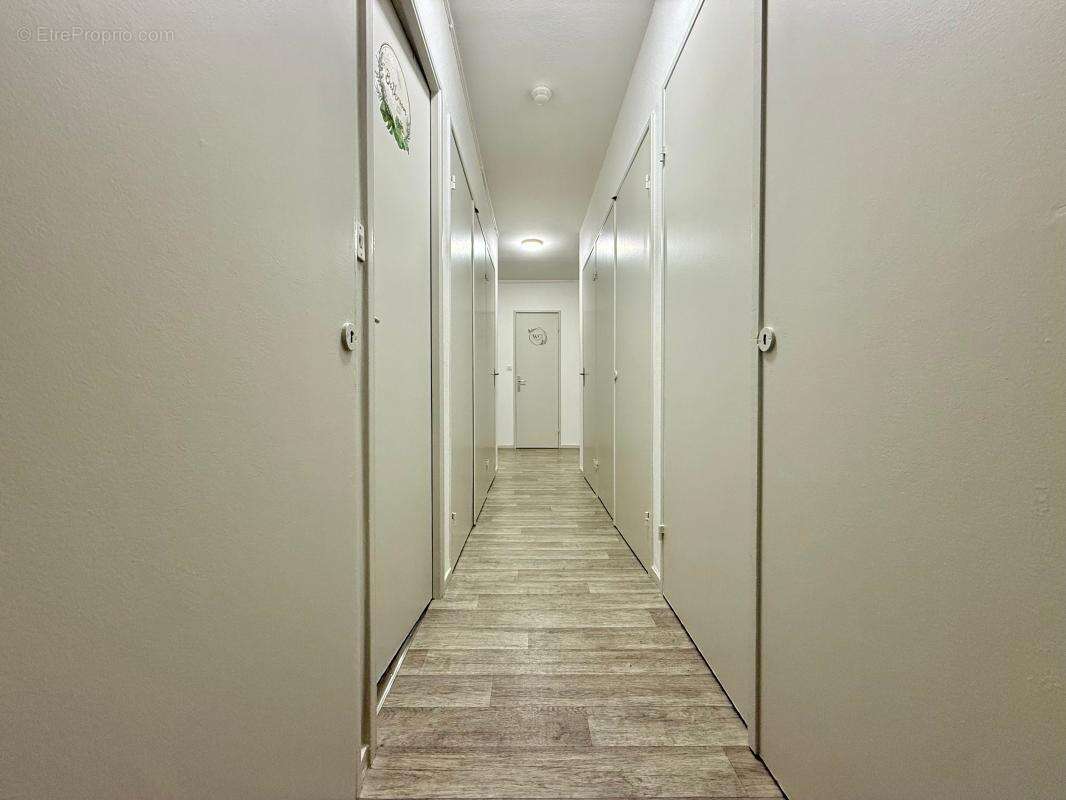 Appartement à CHENOVE